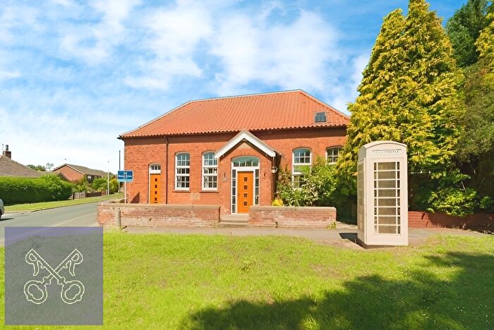 2 Bedroom Detached House To Rent In Park Road, Sproatley, Hull, East Yorkshire, HU11