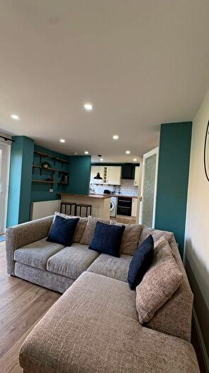 2 Bedroom Maisonette To Rent In Kinghorne Road, Dundee, DD3