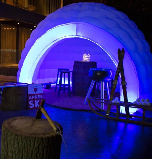 Property For Sale In Provider Of Garden, Leisure And Events Experiences, Surrey, RH2