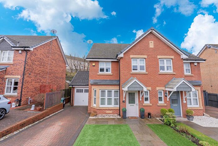 3 Bedroom Semi Detached House For Sale In Lochranza Crescent, Airdrie, ML6