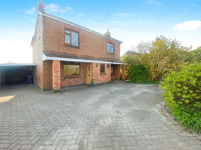 3 Bedroom Detached House For Sale In Gaydon Road, Bishops Itchington, Southam, CV47