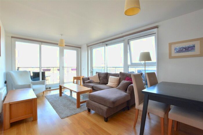 2 Bedroom Flat To Rent In Tarves Way, London, SE10