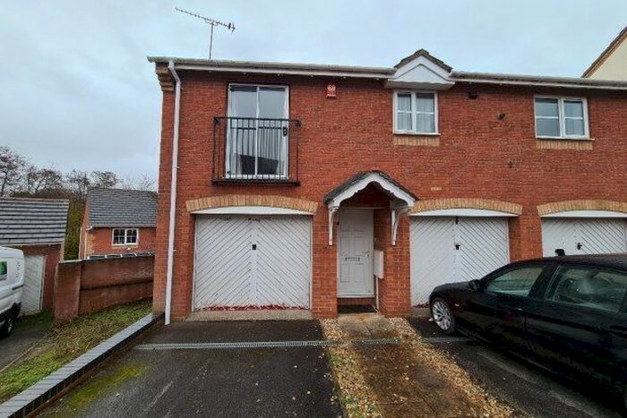 2 Bedroom Semi-Detached House To Rent In Shelley Close, Yeovil BA21