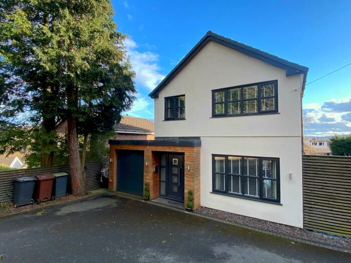 3 Bedroom Detached House For Sale In Watford Road, New Mills, High Peak, SK22