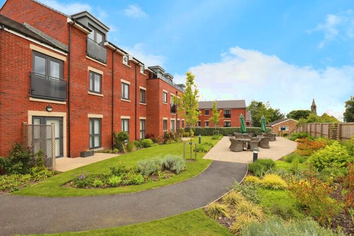 1 Bedroom Flat For Sale In Uppergate Road, Stannington, Sheffield, South Yorkshire, S6