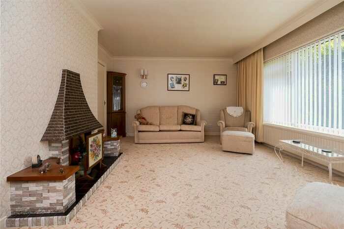 4 Bedroom Detached House For Sale In Pennine View, Kirkheaton, Huddersfield, HD5