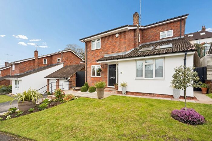 4 Bedroom Detached House For Sale In Ashlea Road, Chalfont St Peter, Buckinghamshire, SL9