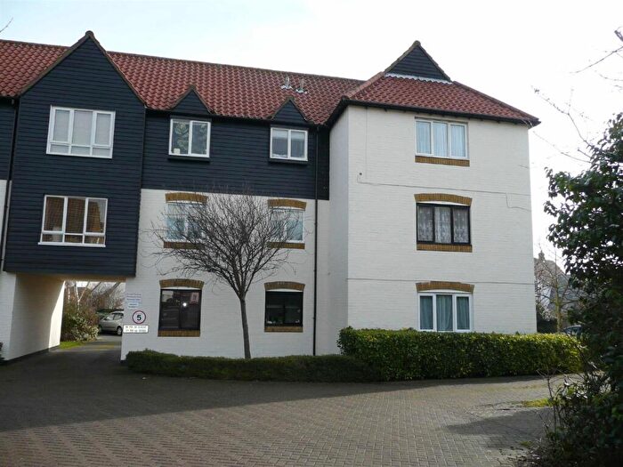 1 Bedroom Apartment To Rent In Bucklebury Heath, South Woodham Ferrers, CM3