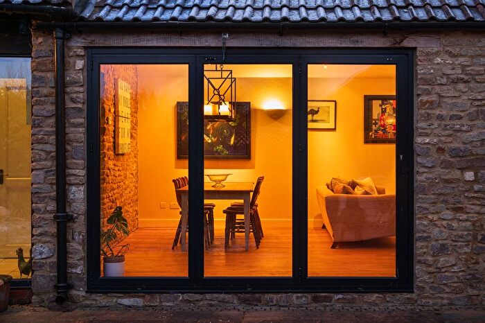 5 Bedroom Detached House For Sale In Littleworth, Faringdon, SN7