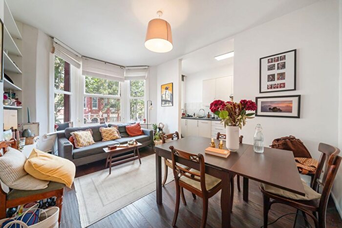 1 Bedroom Flat To Rent In Birnam Road, London, N4