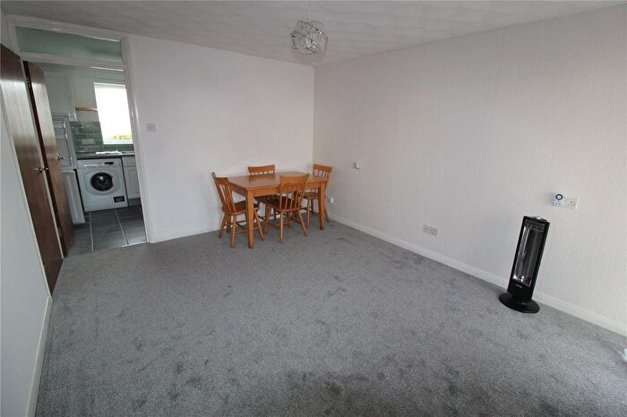 1 Bedroom Flat For Sale In East Street, Rochford, Essex, SS4