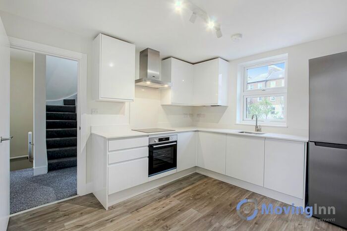3 Bedroom Flat To Rent In Ethelbert Road, Wimbledon, SW20