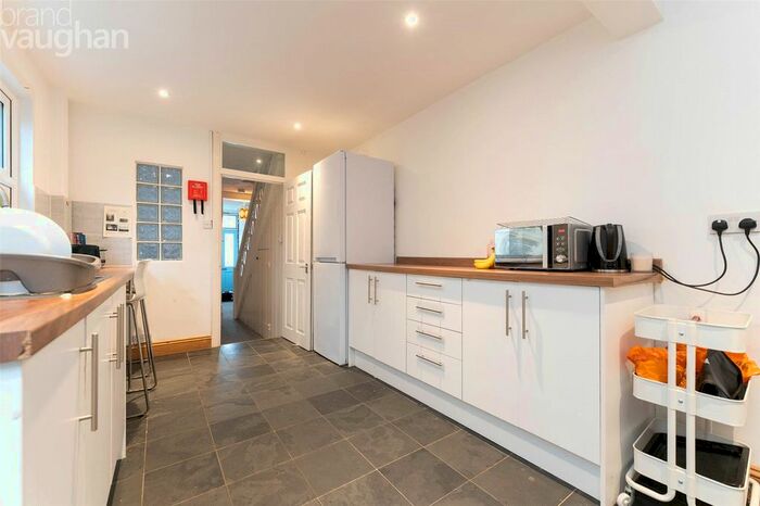 4 Bedroom Terraced House To Rent In Crescent Road, Brighton, East Sussex, BN2