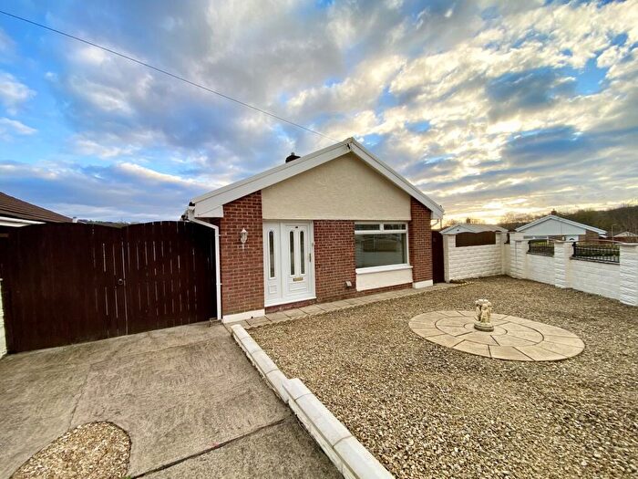 2 Bedroom Detached Bungalow For Sale In Kingrosia Park, Clydach, Swansea, City And County Of Swansea., SA6