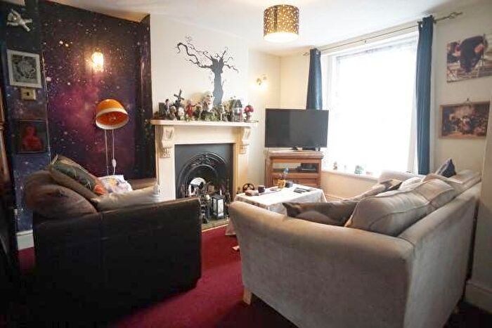 2 Bedroom House For Sale In Wiltshire Place, Kingswood, Bristol, BS15