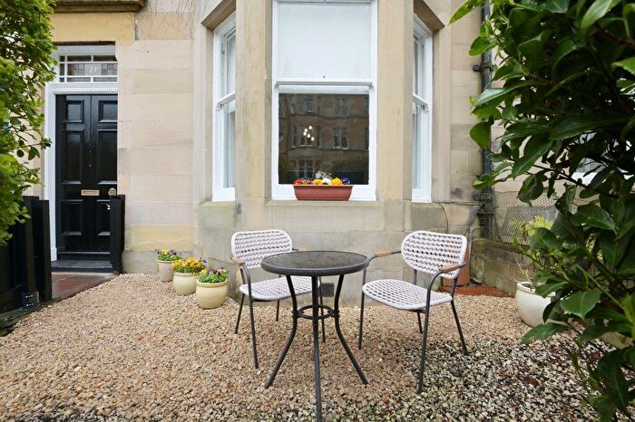 2 Bedroom Flat For Sale In Spottiswoode Road, Edinburgh, EH9