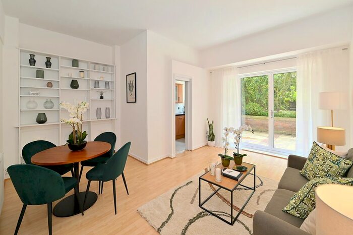 1 Bedroom Flat To Rent In Southwick Street, London, W2