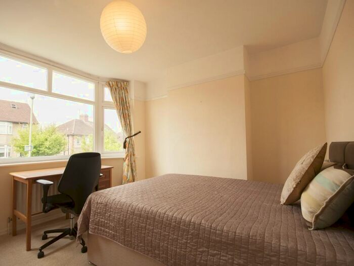 3 Bedroom Semi-Detached House To Rent In Crotch Crescent, Marston, OX3