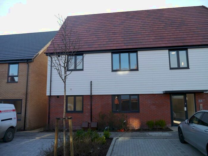 1 Bedroom Apartment To Rent In Mimas Way, Ipswich, Suffolk, IP1