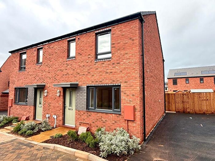 3 Bedroom Semi-Detached House To Rent In Doyle Road, Yate, Bristol, BS37