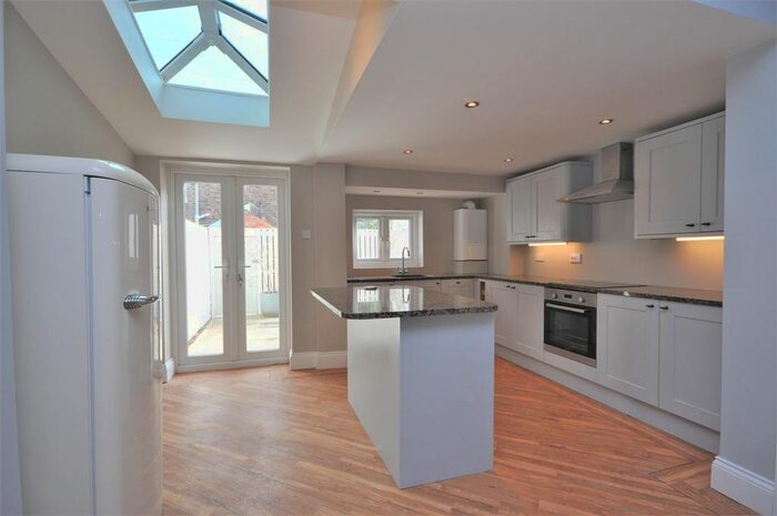 3 Bedroom Terraced House To Rent In Russell Street, Scarcroft Road, YO23