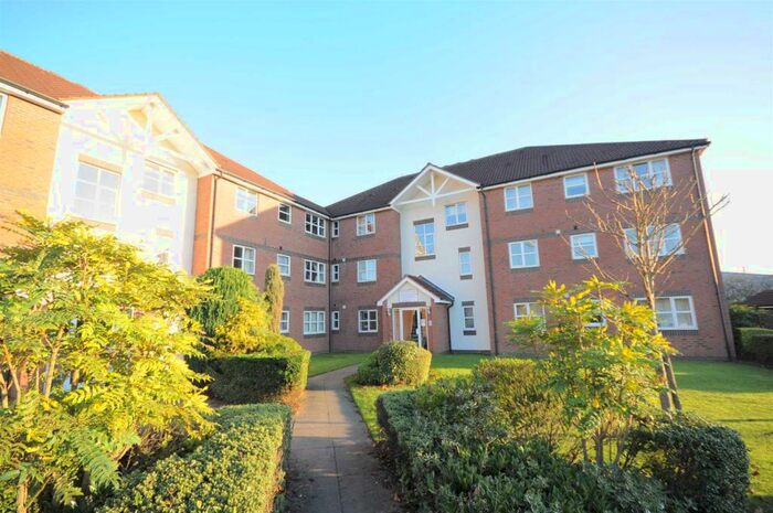 2 Bedroom Flat To Rent In Navigation Loop, Stone, ST15