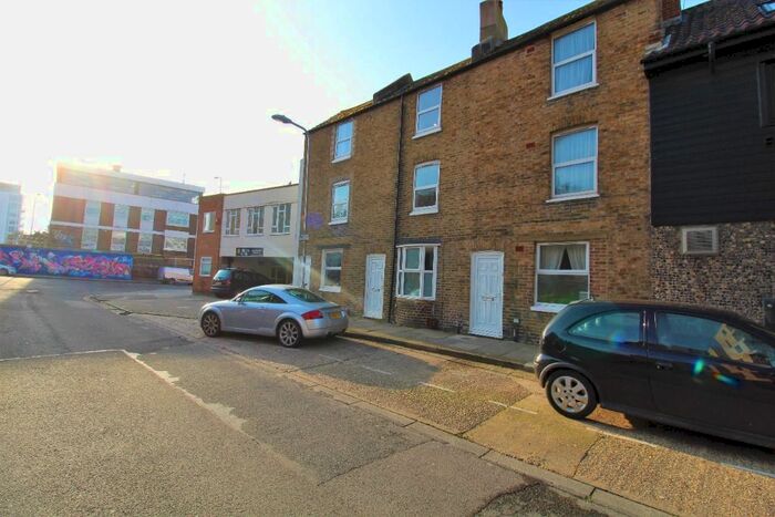 2 Bedroom Terraced House To Rent In Albion Street, City Centre, Brighton, BN2