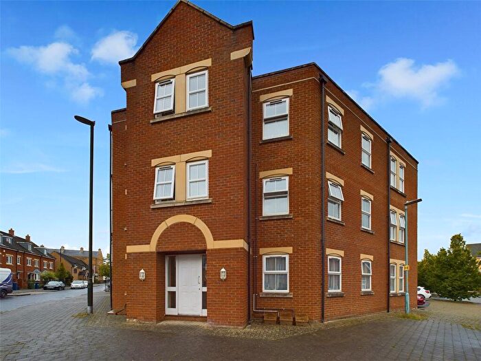 2 Bedroom Apartment For Sale In Lancaster Road, Brockworth, Gloucester, Gloucestershire, GL3
