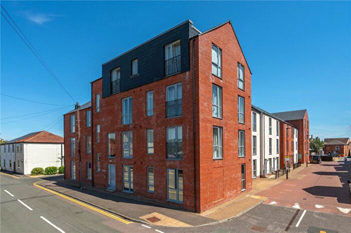 2 Bedroom Apartment For Sale In Burghley Street, Bourne, Lincolnshire, PE10
