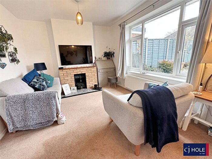 2 Bedroom Bungalow For Sale In Horsbere Road, Hucclecote, Gloucester, GL3