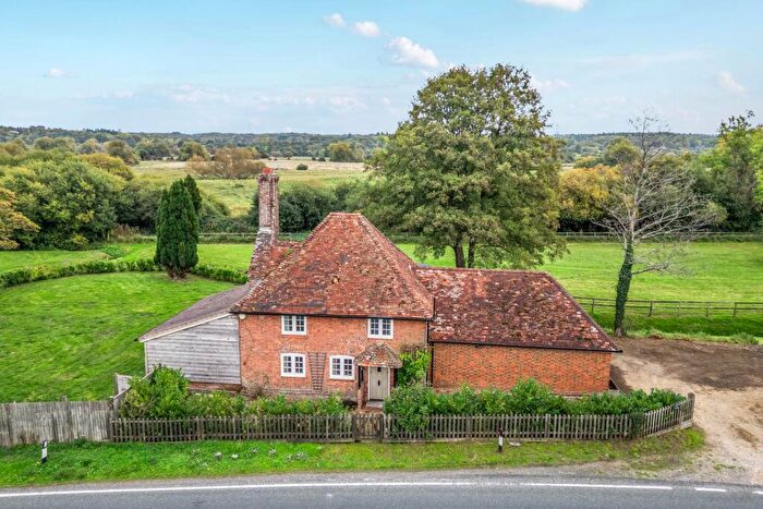 4 Bedroom House For Sale In Breamore, Hampshire, SP6