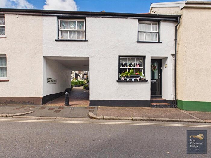3 Bedroom Terraced House For Sale In Well Street, Torrington, Devon, EX38