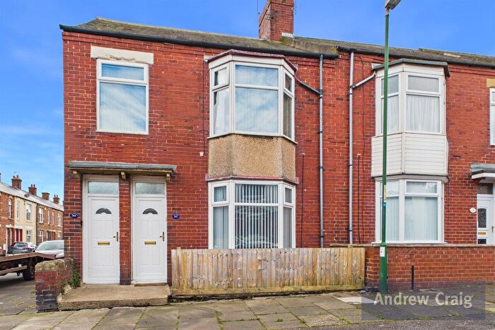 2 Bedroom Flat For Sale In Leighton Street, South Shields, NE33