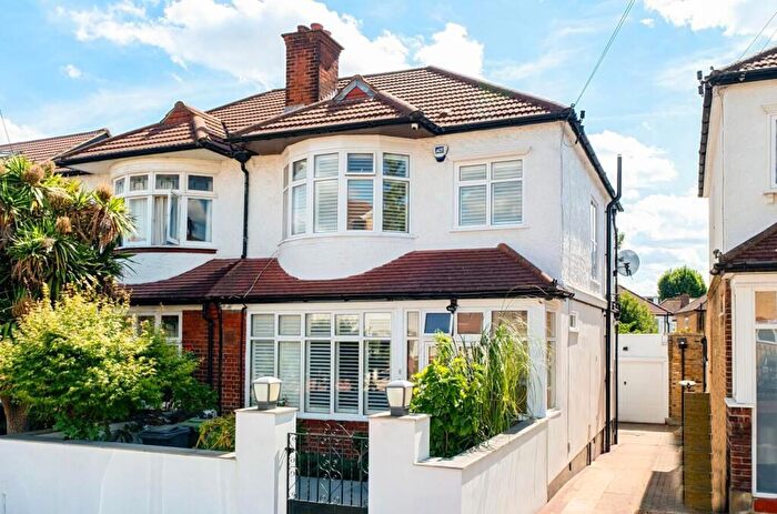 3 Bedroom Semi Detached House For Sale In Rosedene Avenue, London, SW16