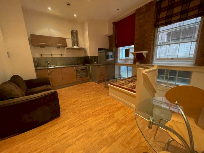 1 Bedroom Duplex To Rent In Broadway, NG1