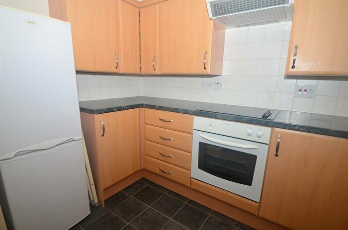 2 Bedroom Flat For Sale In Homewater House, Upper High Street, Epsom, KT17