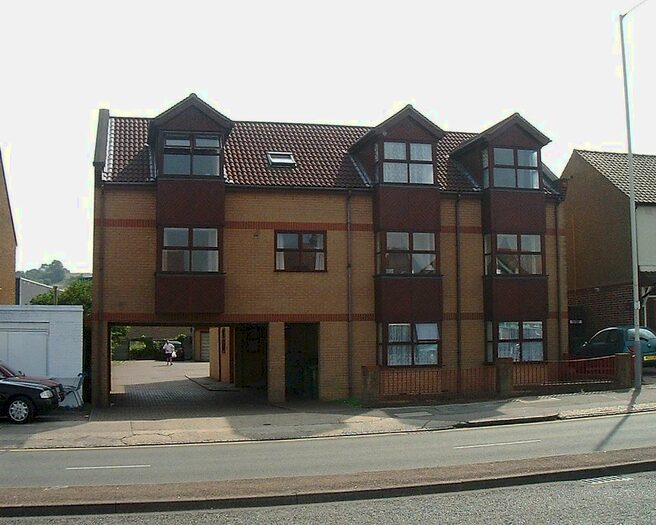 1 Bedroom Flat To Rent In Dunstable Road, Luton, LU4