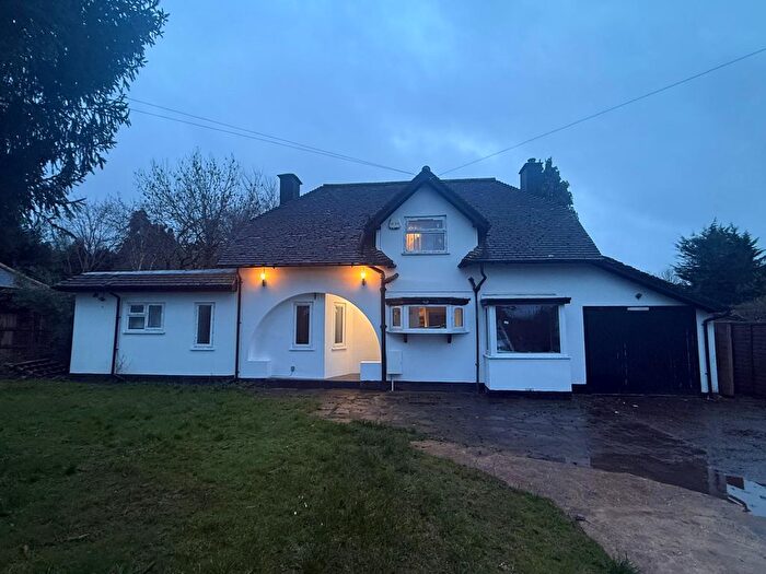 5 Bedroom Cottage To Rent In Pegmire Lane, Aldenham, WD25