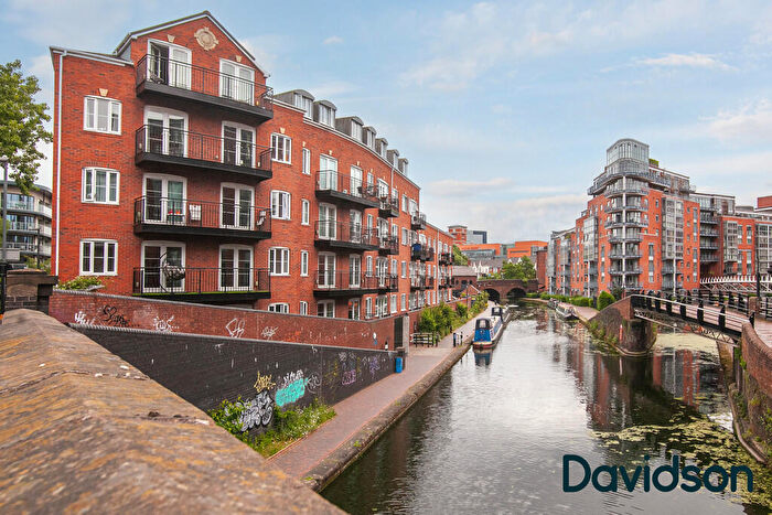 2 Bedroom Apartment For Sale In Waterside Court, St. Vincent Street, Birmingham, B16