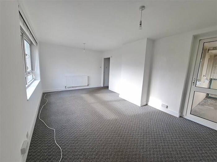 1 Bedroom Flat To Rent In Pelham Court, Hemel Hempstead, HP2