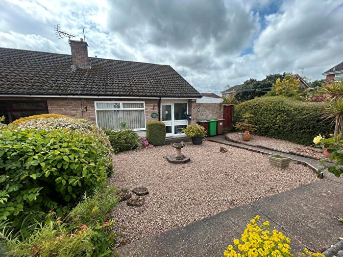 2 Bedroom Bungalow To Rent In Stafford Court, Nottingham, NG6