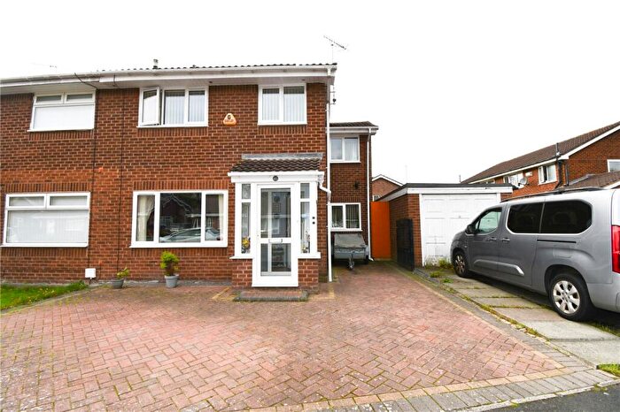 4 Bedroom Semi-Detached House For Sale In Whitelands Meadow, Greasby, Wirral, CH49