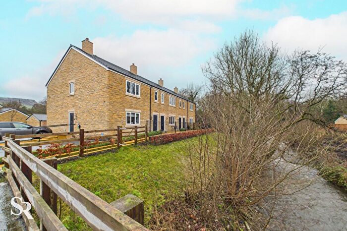 2 Bedroom Flat For Sale In Hadfield Drive, Chinley, SK23