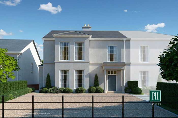 4 Bedroom Semi Detached House For Sale In The Dane, Deanwater Drive, Woodford, SK7