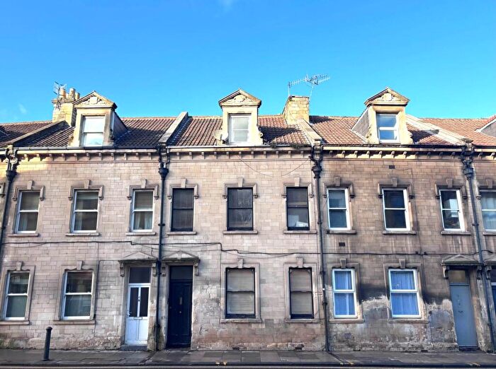 1 Bedroom Apartment For Sale In Anglo Terrace, Bath, BA1
