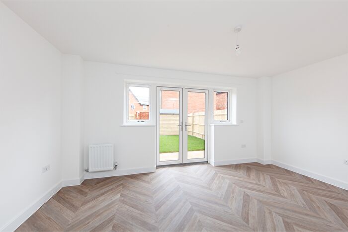 3 Bedroom Terraced House To Rent In Whiteley Way, SO30