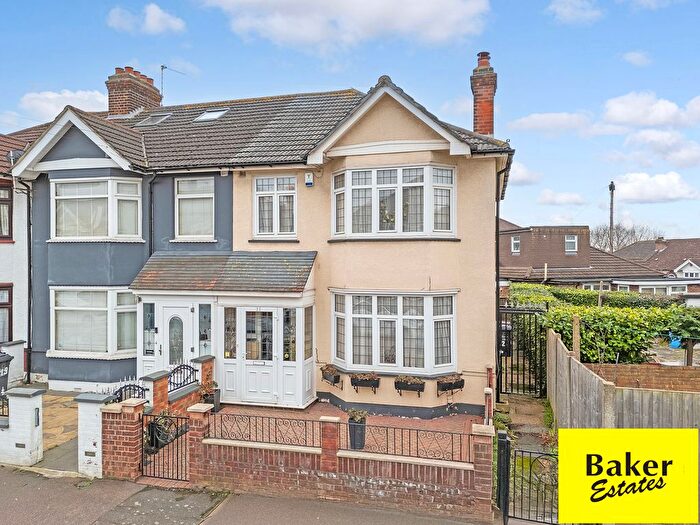3 Bedroom End Of Terrace House For Sale In Edward Road, Chadwell Heath, RM6