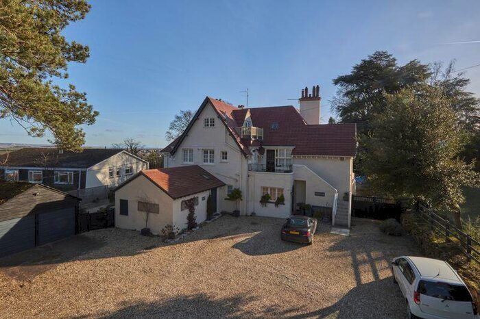 3 Bedroom Flat For Sale In Lansdowne Road, Budleigh Salterton, EX9