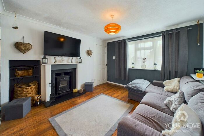 3 Bedroom Terraced House For Sale In Carter Avenue, Broughton, Kettering, NN14