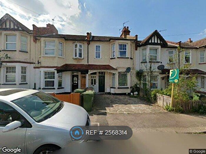 2 Bedroom Maisonette To Rent In Sutton, Sutton, SM1